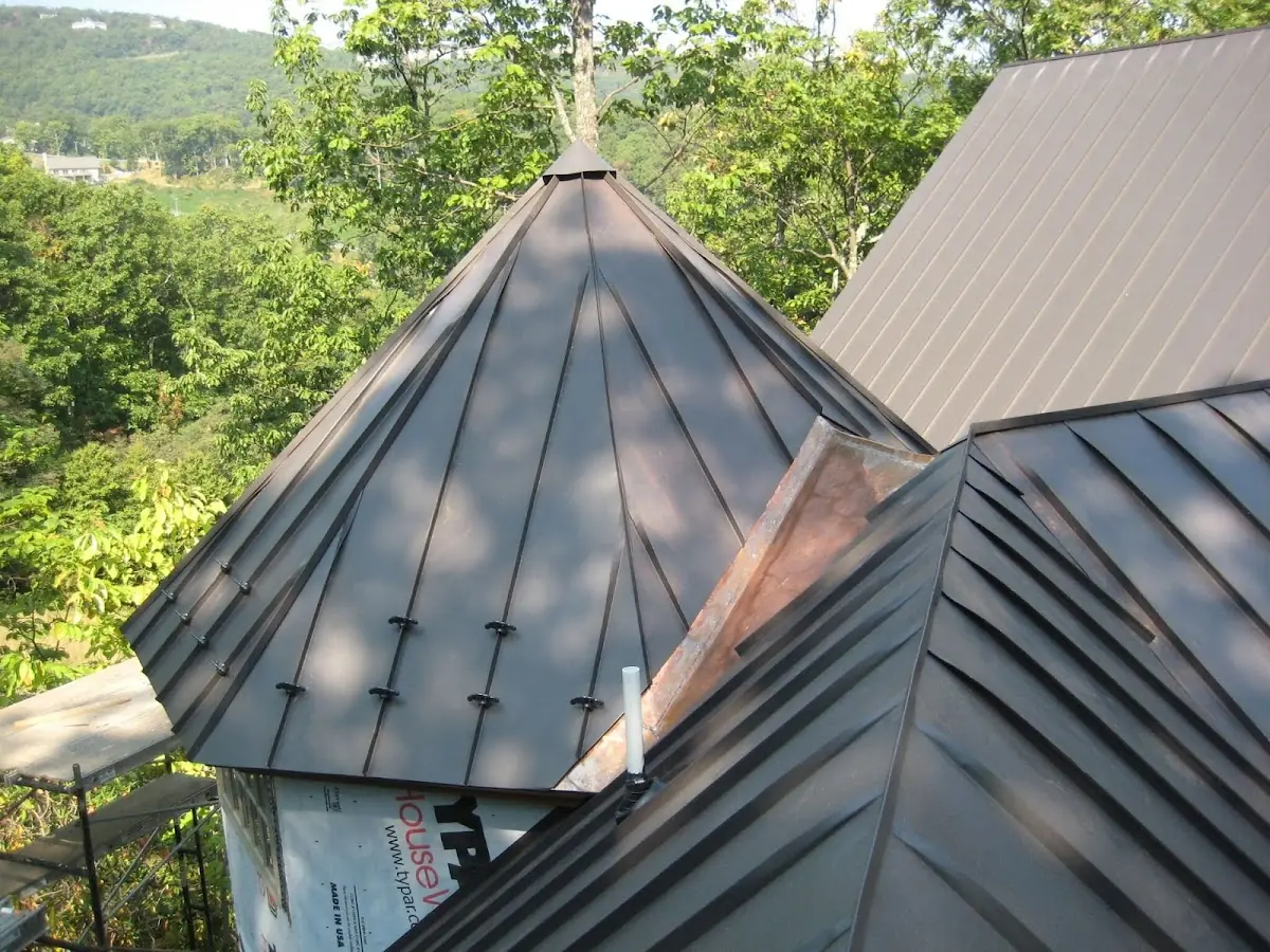 Professional Roof Tarp Installation by Craftsman Roofing in Fowler